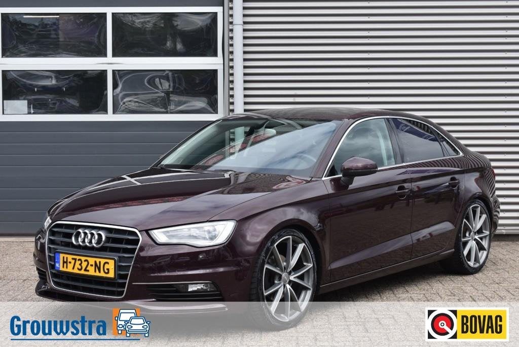 Audi A3 1.4 TFSI AMBIT. PRO LINE + / 19 INCH / PDC, Auto's, Audi, Gebruikt, Euro 6, Handgeschakeld, Sedan