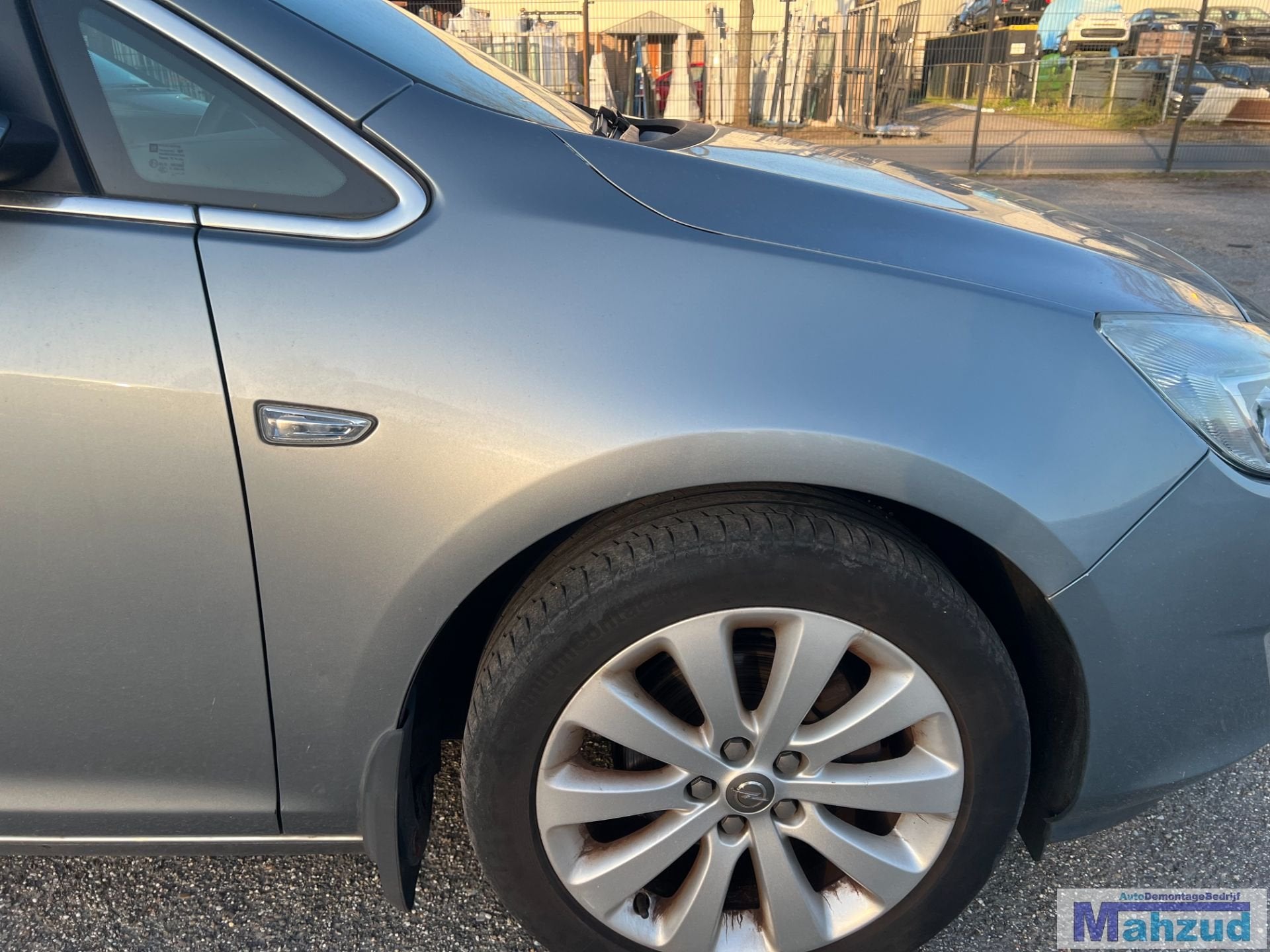 OPEL ASTRA J Grijs Z179 rechts voorscherm 2009-2015, Gebruikt, Opel Automobile GmbH, Ophalen of Verzenden, Kontakt@opel-infoservice.de