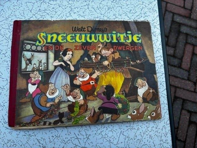 Plaatjesboek Sneeuwwitje en de zeven dwergen (Margriet), Ophalen of Verzenden, Sneeuwwitje of Doornroosje, Gebruikt, Overige typen