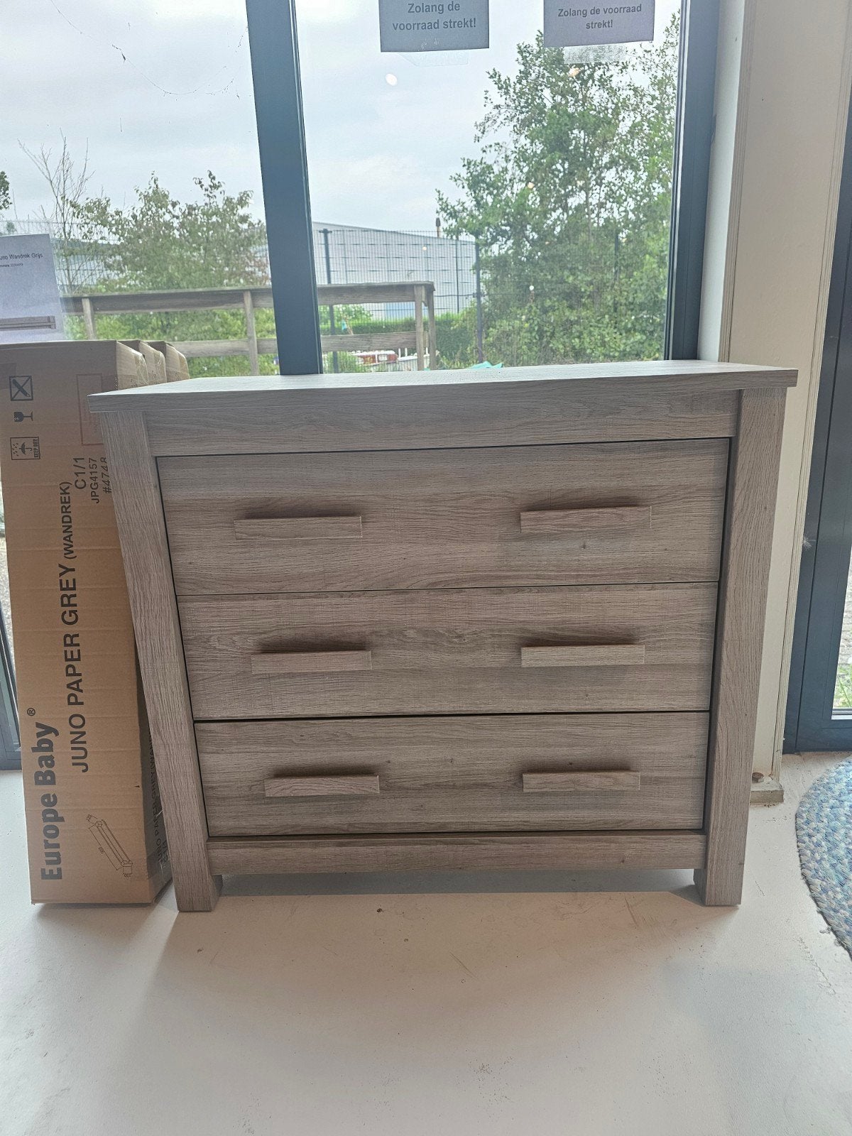 Juno, commode, wandrek, bureau en nachtkastje, nieuw in doos, Ophalen, Nieuw