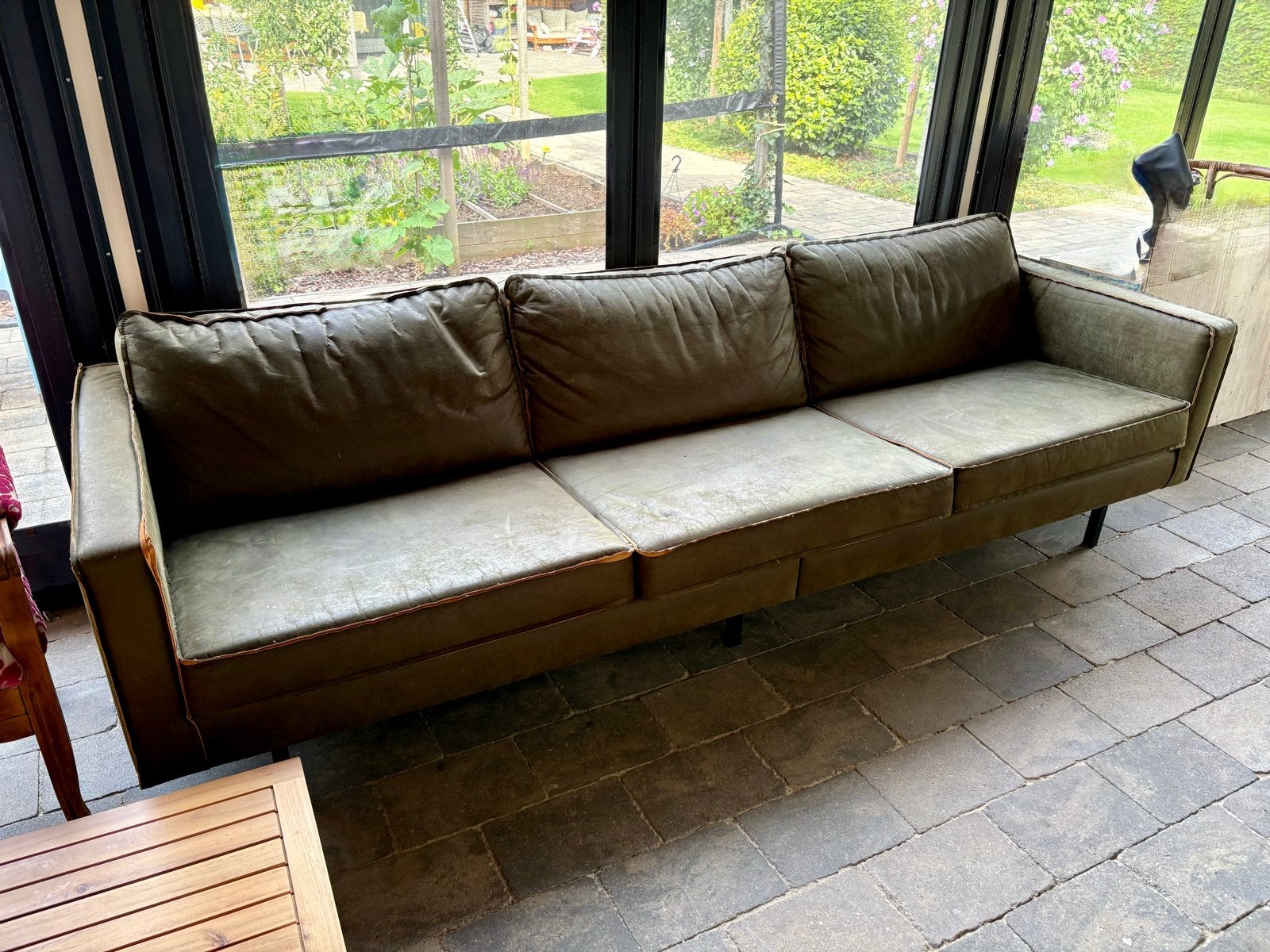 Gratis - Bank Rodeo donkergroen van Be Pure Home (275x85cm), Ophalen, Overige materialen, 250 tot 300 cm, Gebruikt