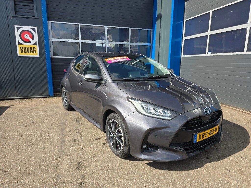 Toyota YARIS 1.5 Hybride 115 first-edition, led, camera, And, Auto's, 450 kg, Met garantie (alle), 450 kg, 1490 cc