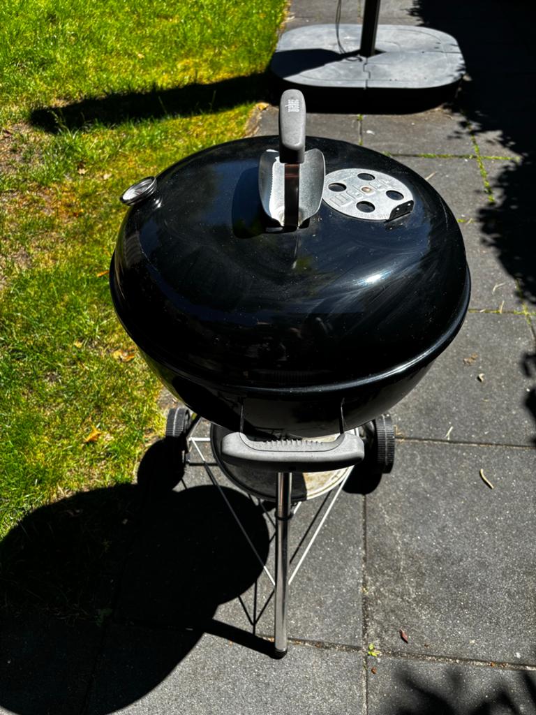 Weber BBQ zwart, diameter 46 cm, met thermometer, Tuin en Terras, Houtskoolbarbecues, Ophalen, Gebruikt