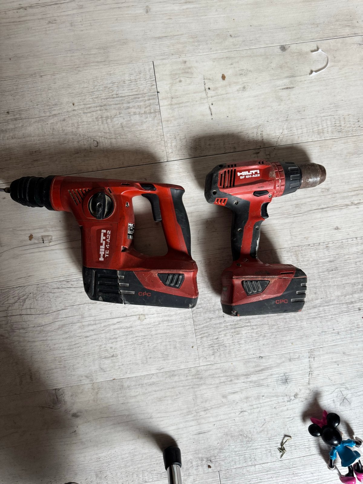 Hilti Boormachine TE 4-A22, Schroeftol SF 6H-A22 met 2 accu', Ophalen, Boor- en Schroefmachine, Klopboormechanisme, Gebruikt