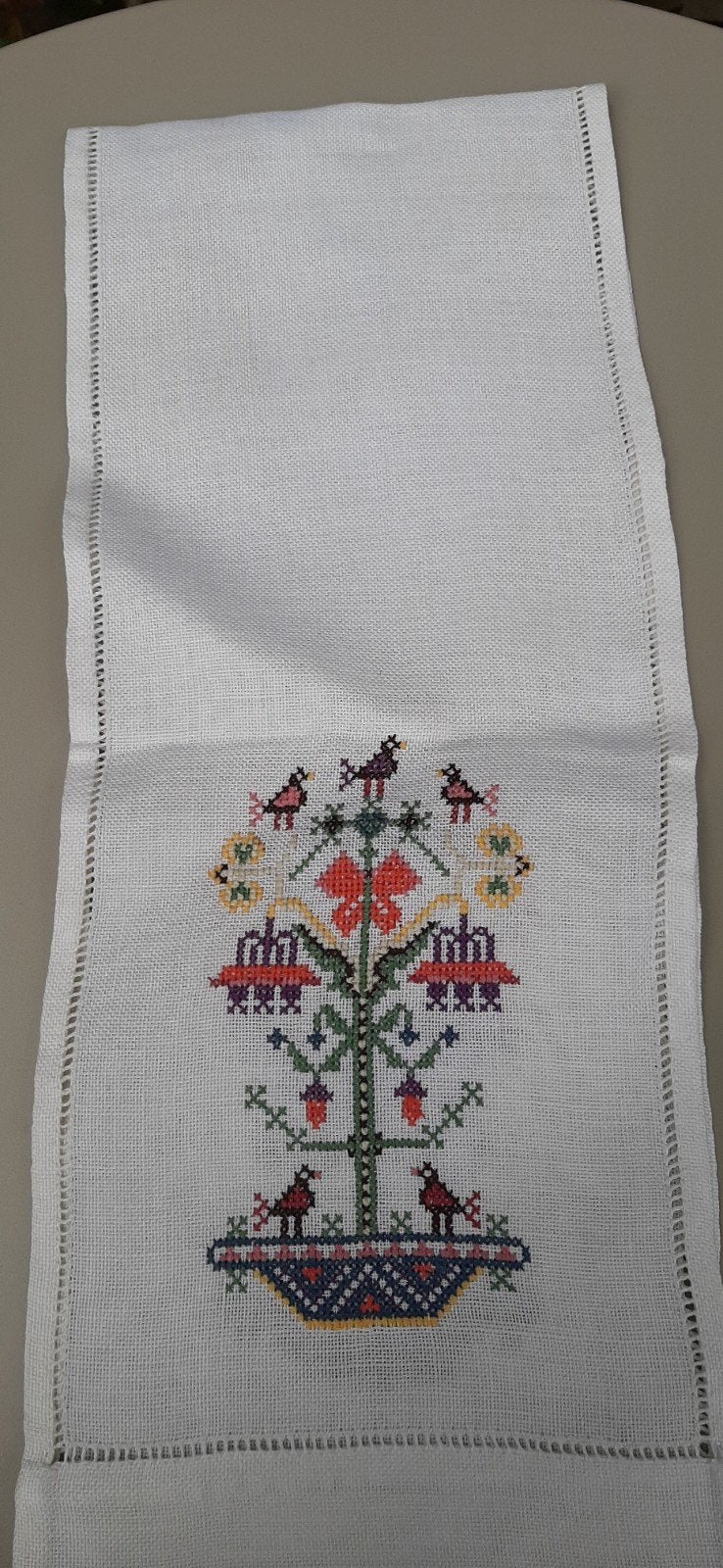 Vintage geborduurde tafelloper jaren '60, Ophalen of Verzenden
