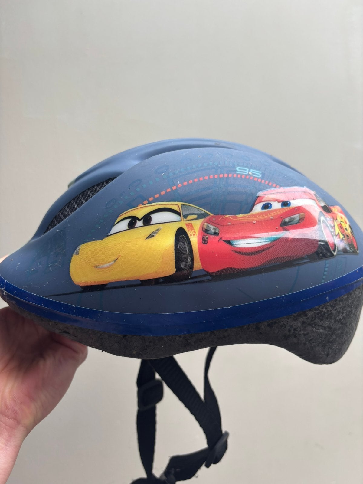 Stoere fietshelm met cars afbeelding maat50-55cm, Ophalen of Verzenden, Zo goed als nieuw, Jongen of Meisje