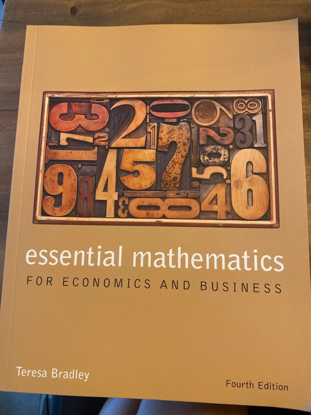 Essential Mathematics for Economics and Business - 4e editie, Ophalen of Verzenden, Beta, Zo goed als nieuw, WO