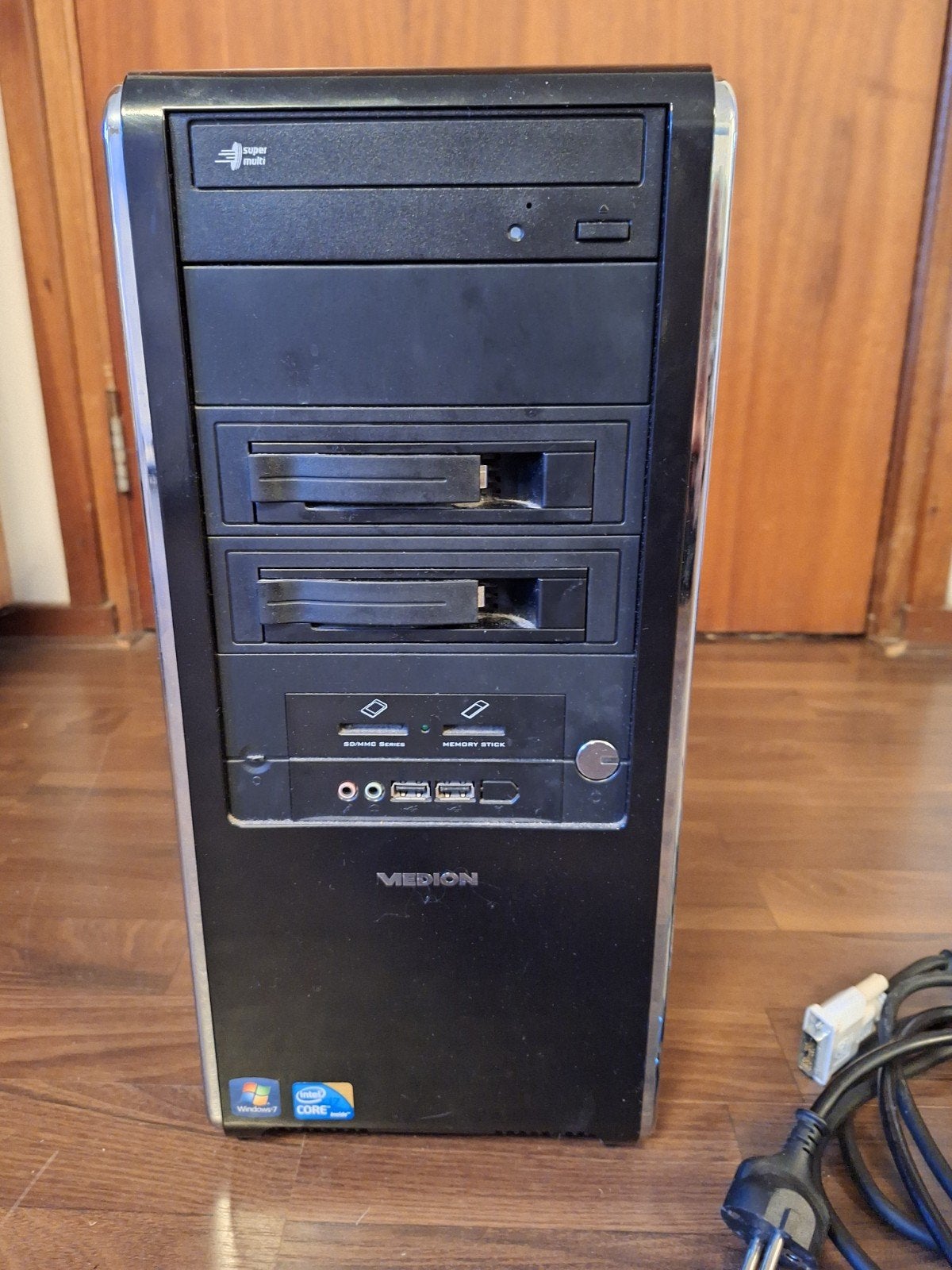 Medion Desktop PC - Intel i7, 6GB RAM, 1.5TB HDD, AMD GPU, Ophalen, Gebruikt, HDD, 2 tot 3 Ghz