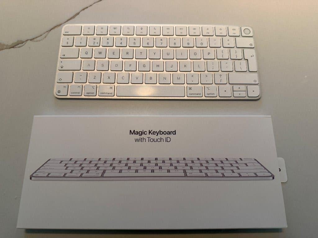 Apple Magic Keyboard Touch ID, Computers en Software, Toetsenborden, Nieuw, Ophalen of Verzenden, Draadloos, Qwerty