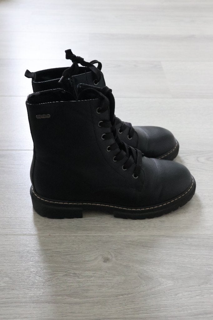 Nieuw zwarte veterlaarsjes boots 37 Esprit, Ophalen, Meisje, Nieuw, Laarzen
