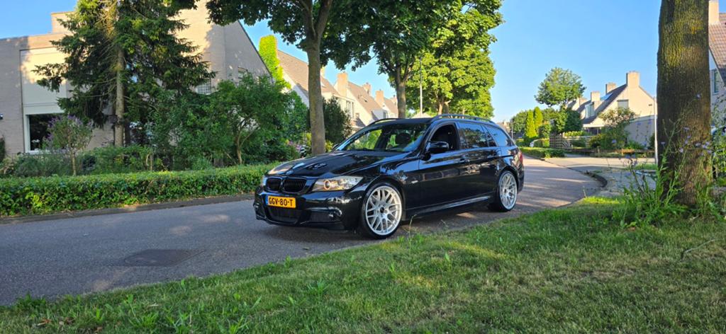 BMW 320i Touring. M Sport, Breedset 19', Auto's, BMW, Particulier, 3-Serie, ABS, Airbags, Airconditioning, Automatische klimaatregeling