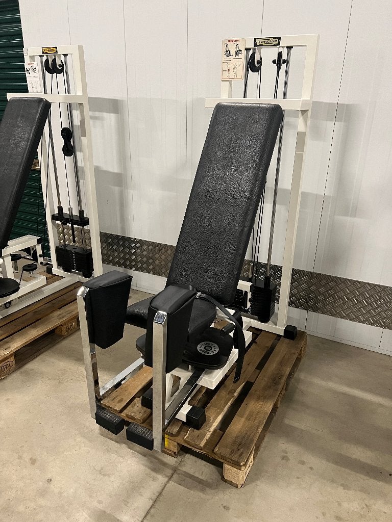 Foto 5 van 20 apparaten!! TechnoGym/Matrix/Johnson samen voor