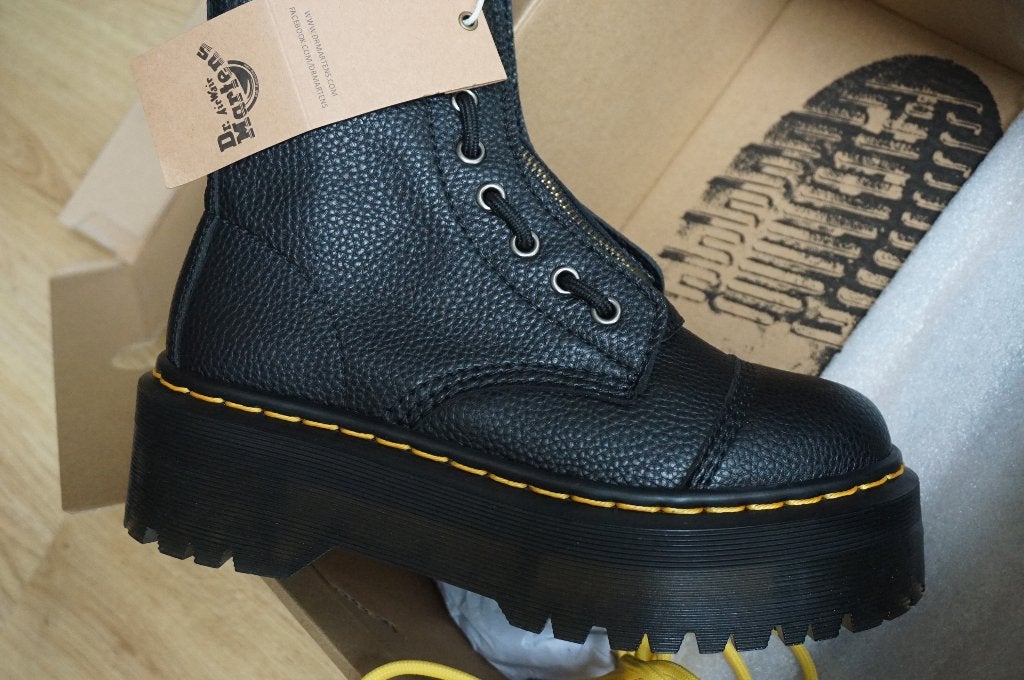 Dr.Martens Laarzen-Boots maat 38, Hoge laarzen, Zwart, Nieuw, Ophalen of Verzenden