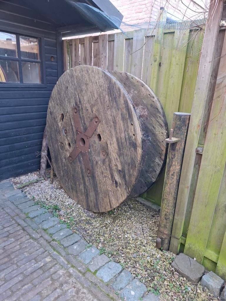 Unieke houten lounge tafel van kabelhaspel, Tuin en Terras, Tuintafels, Ophalen, Gebruikt, Rond