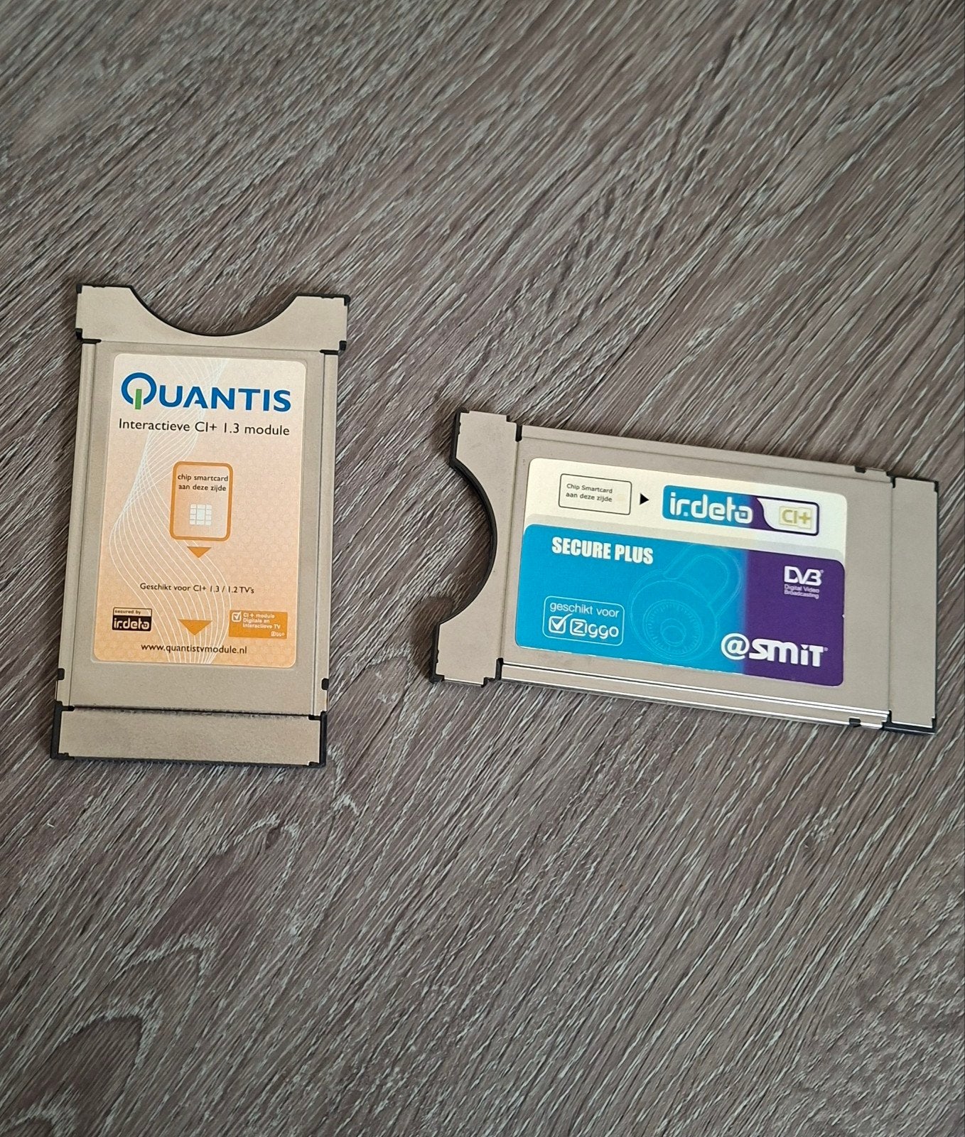 CI+ Module - Quantis en Irdeto (Ziggo), Ophalen of Verzenden, Zo goed als nieuw, 50 Hz, Overige merken