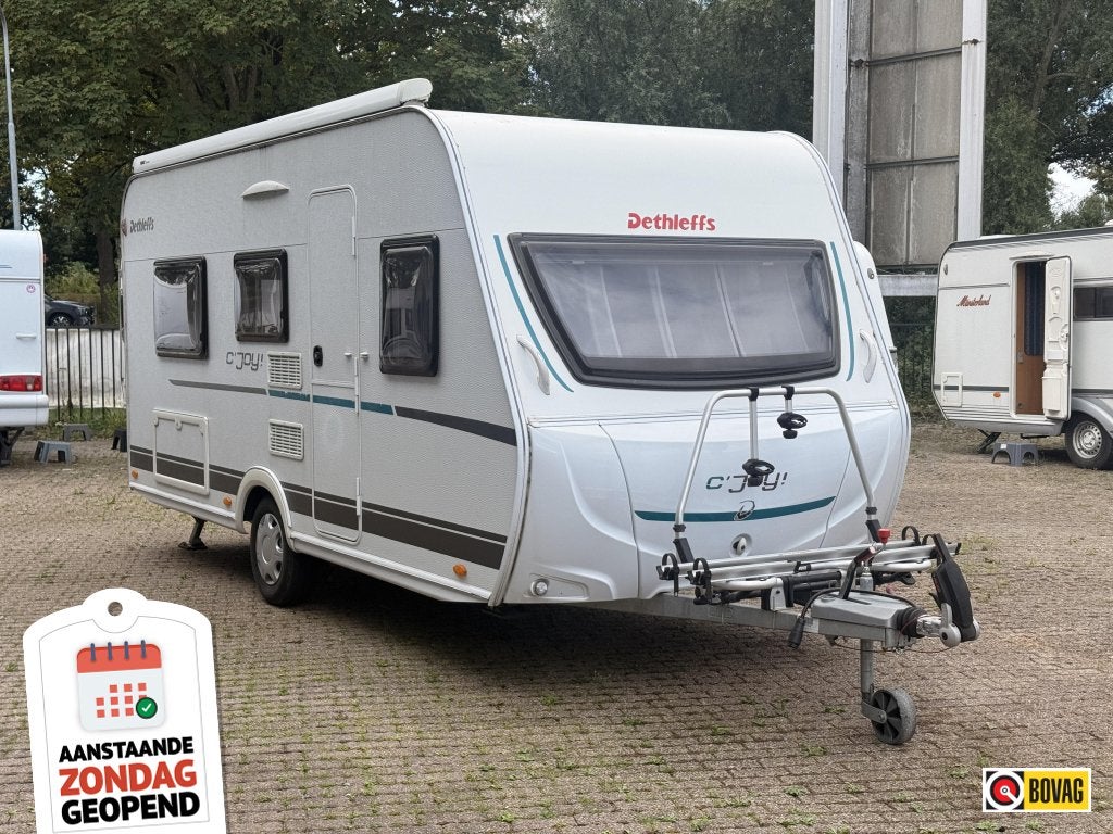 Dethleffs C'Joy 460 LE Met luifel en fietsenrek, Caravans en Kamperen, Bedrijf, Treinzit, 750 - 1000 kg, Overige typen