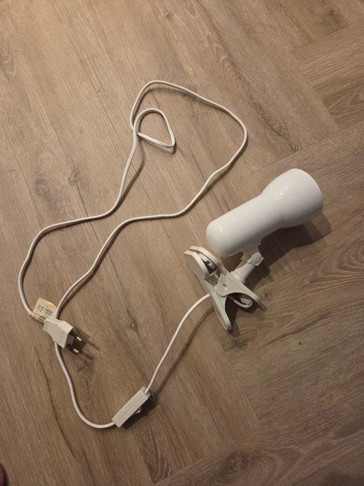 IKEA Klemlamp - Wit, zo goed als nieuw, Met schakelaar, Wit, Zo goed als nieuw, Ophalen of Verzenden