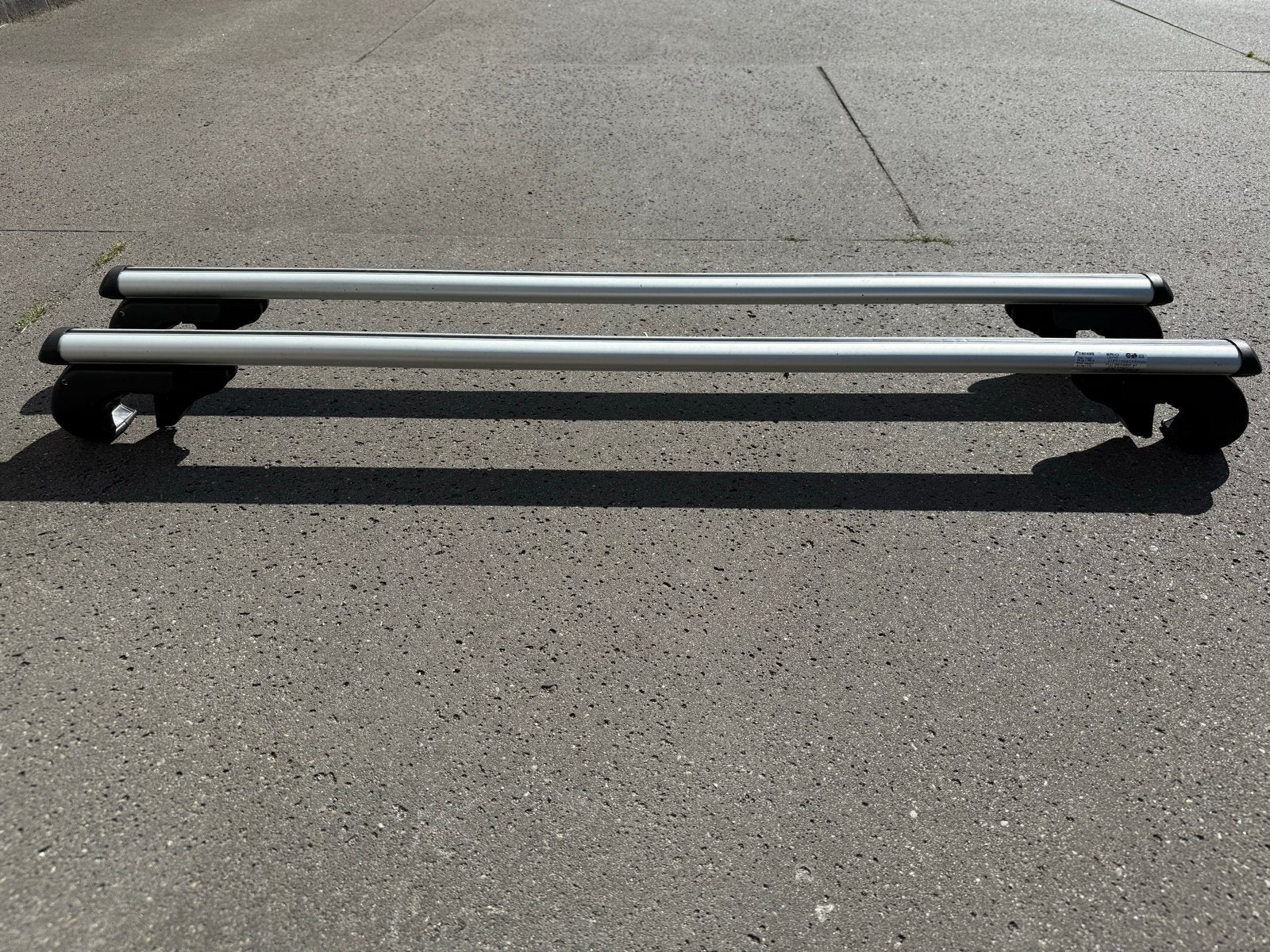 Menabo Brio dakdragers - Max. 90 kg, Auto diversen, Dakdragers, Ophalen of Verzenden, Zo goed als nieuw