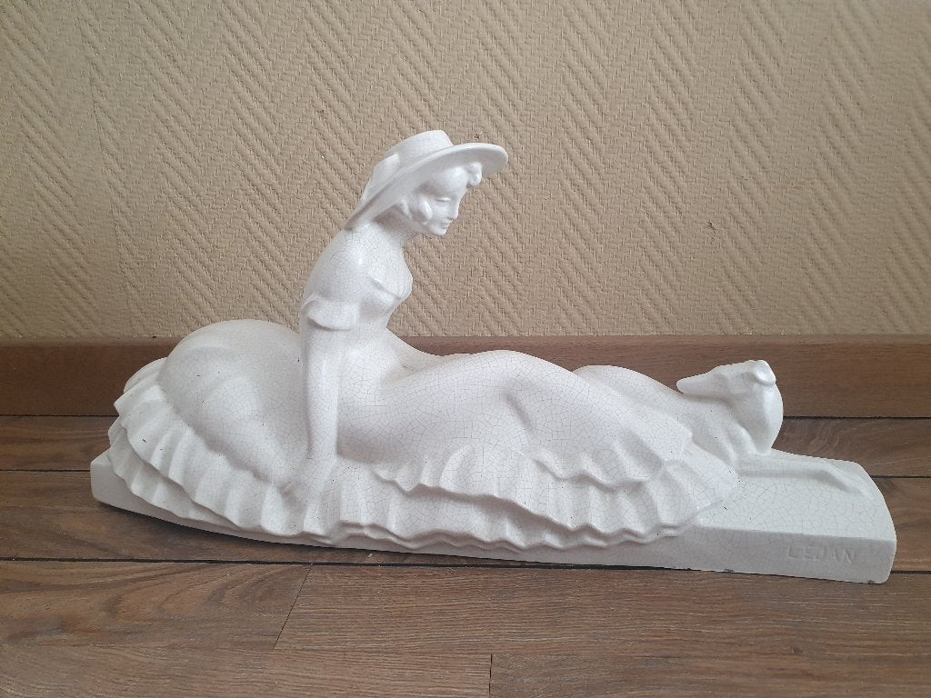 Art deco faience beeld van Lejan, Antiek en Kunst, Art deco, Beeld, Gemerkt, 50 - 100 cm