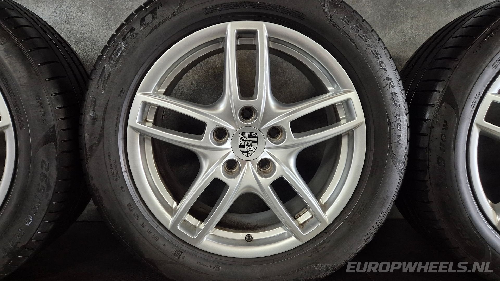19 inch Porsche velgen Cayenne 92A zomerbanden 958
