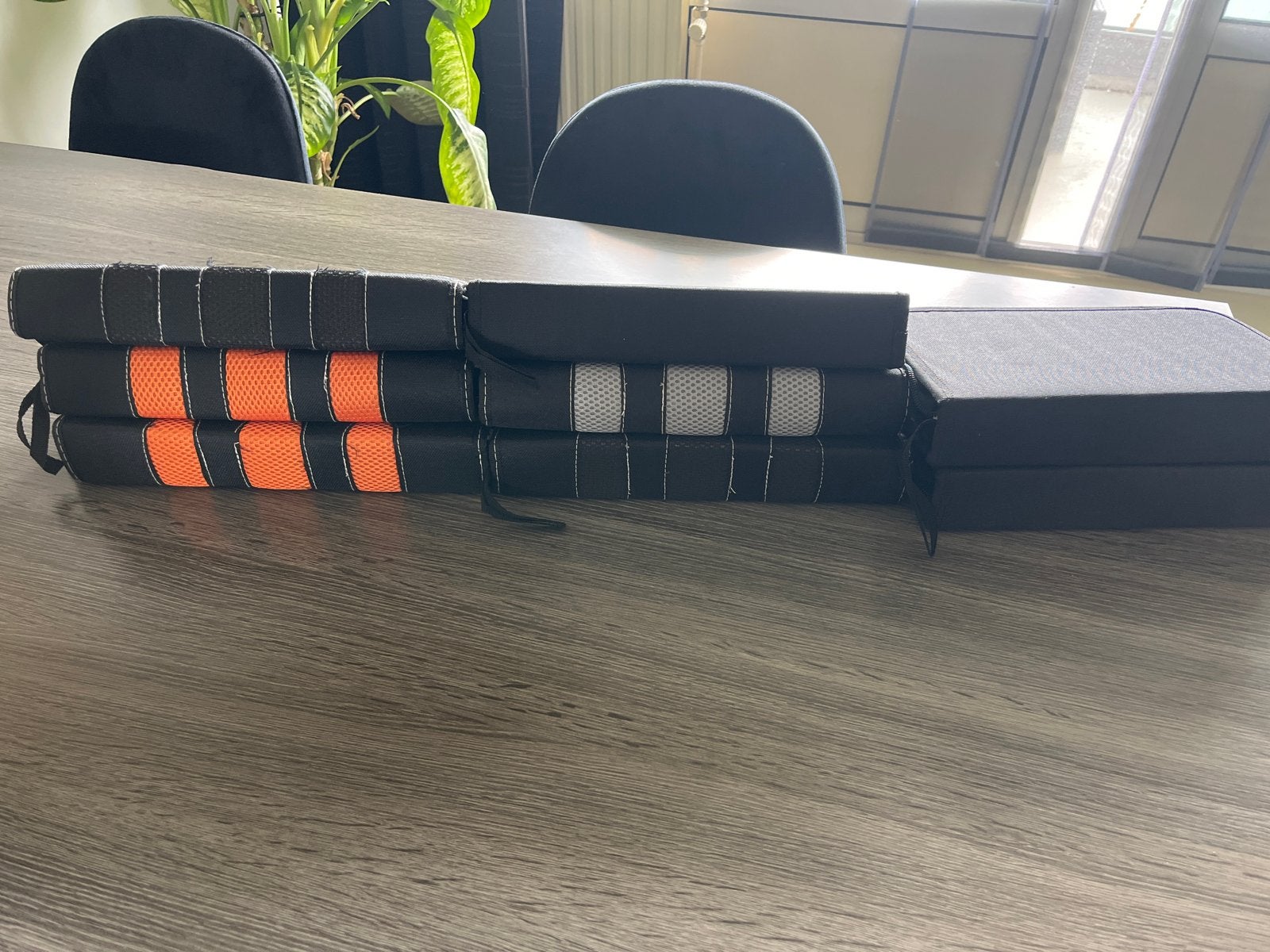 8 CD/DVD mappen voor 48 CD's of DVD's, Overige materialen, Gebruikt, Ophalen of Verzenden, 25 tot 75 discs