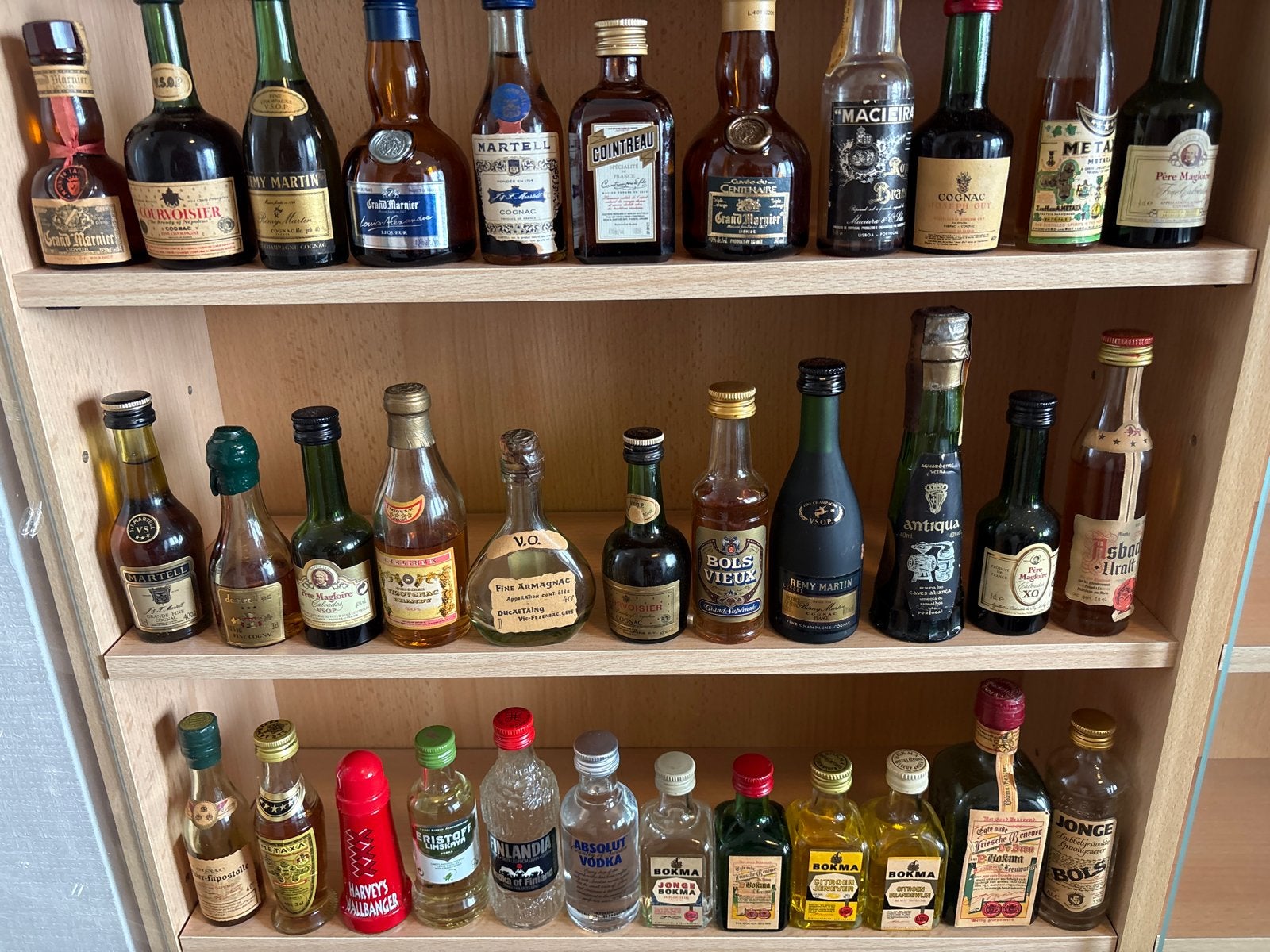 Grote collectie miniatuur drankflessen ( 34 stuks), Verzamelen, Ophalen of Verzenden, Zo goed als nieuw