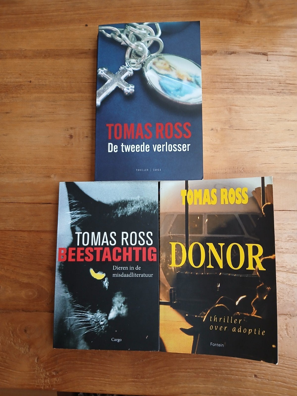 3 boeken van Tomas Ross, Boeken, Thrillers, Ophalen, Gelezen