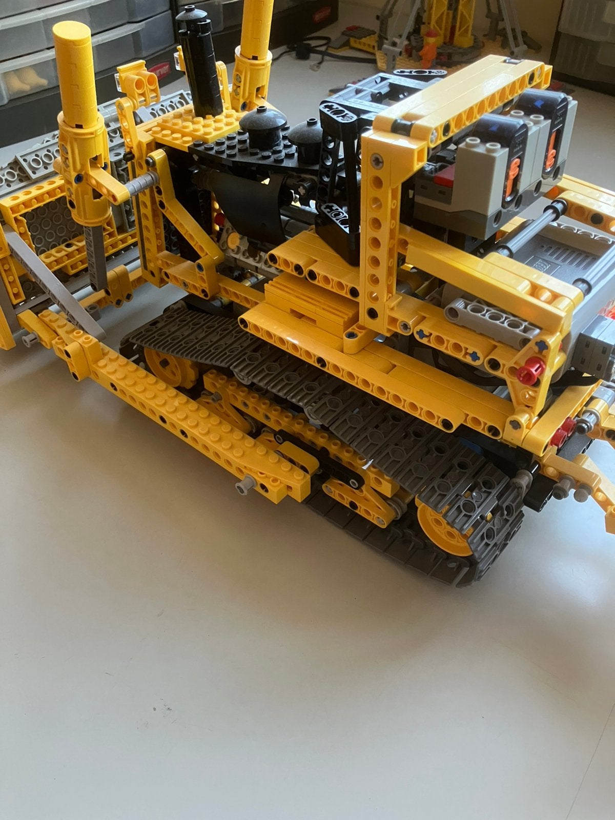 Lego bulldozer 8275, Ophalen, Gebruikt