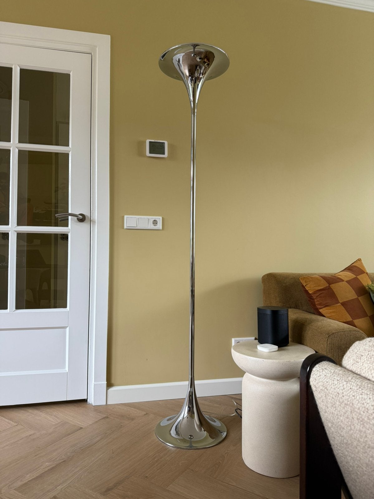 Zeldzame Space Age Chroom Vloerlamp / Trompetlamp, Ophalen, E27 (groot), Zo goed als nieuw, Metaal