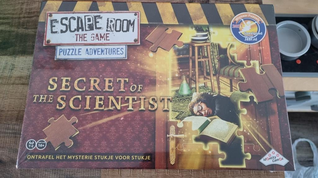 Escape room the game: Secret of the Scientist nieuw in folie, Een of twee spelers, Ophalen of Verzenden, Nieuw, Identity Games