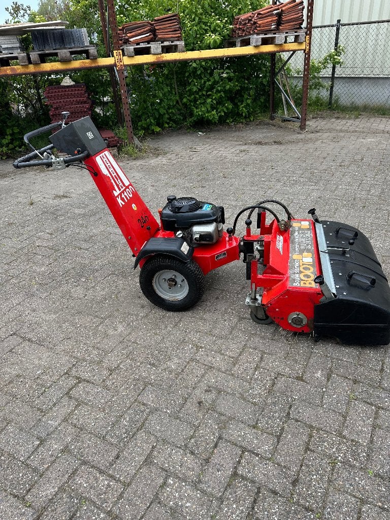 Veegmachine, Ophalen