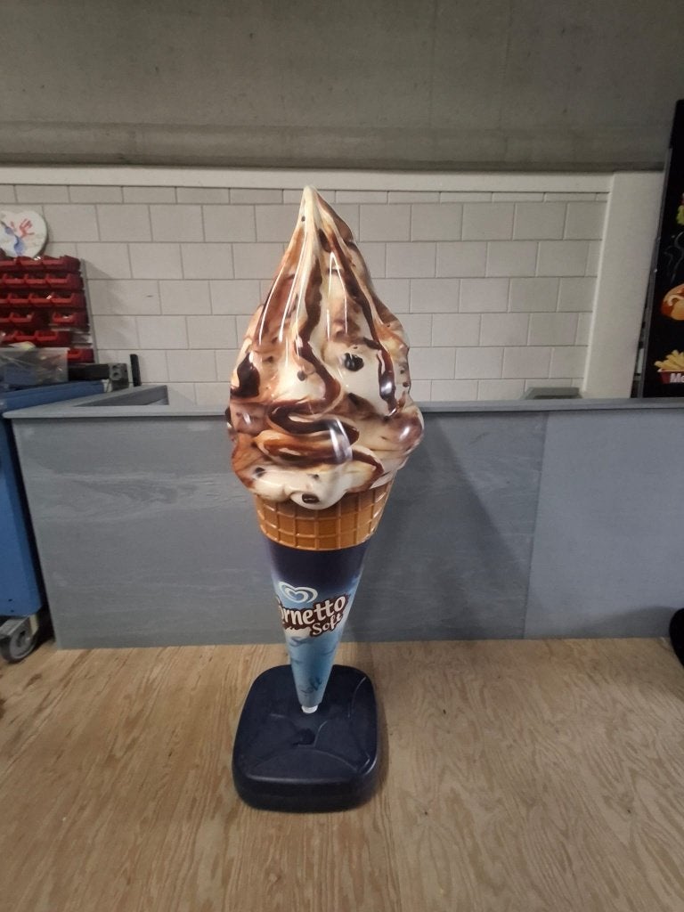 Grote Cornetto Soft ijs reclamebord, Ophalen, Overige typen