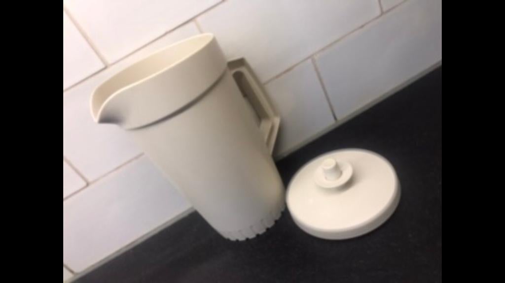 Tupperware retro vintage  kan sapkan schenkkan melkkan, Ophalen of Verzenden, Gebruikt, Wit, Beker of Kan