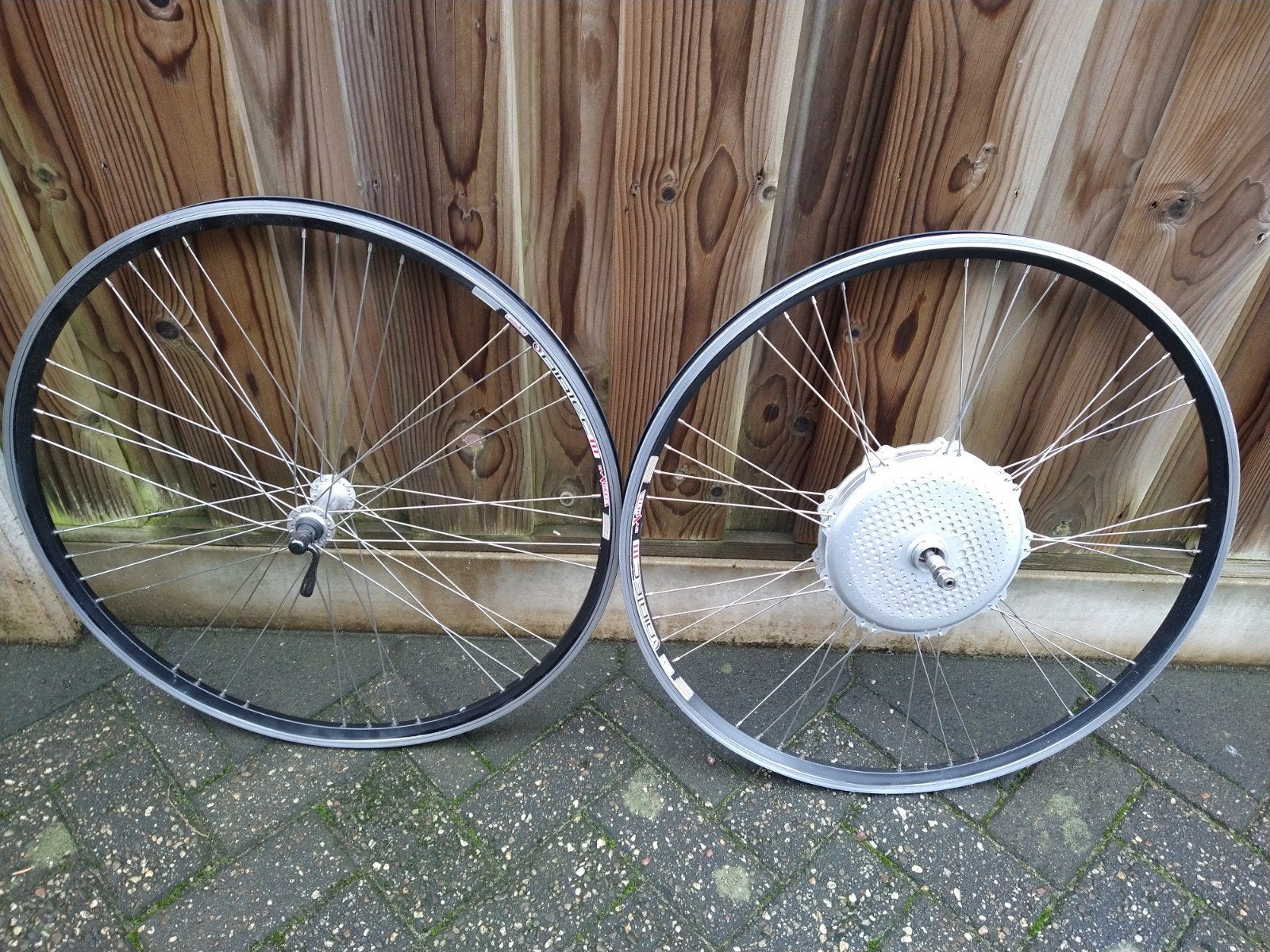 Trek E-bike wielset 28 inch., Fietsen en Brommers, Fietsonderdelen, Ophalen, Motor