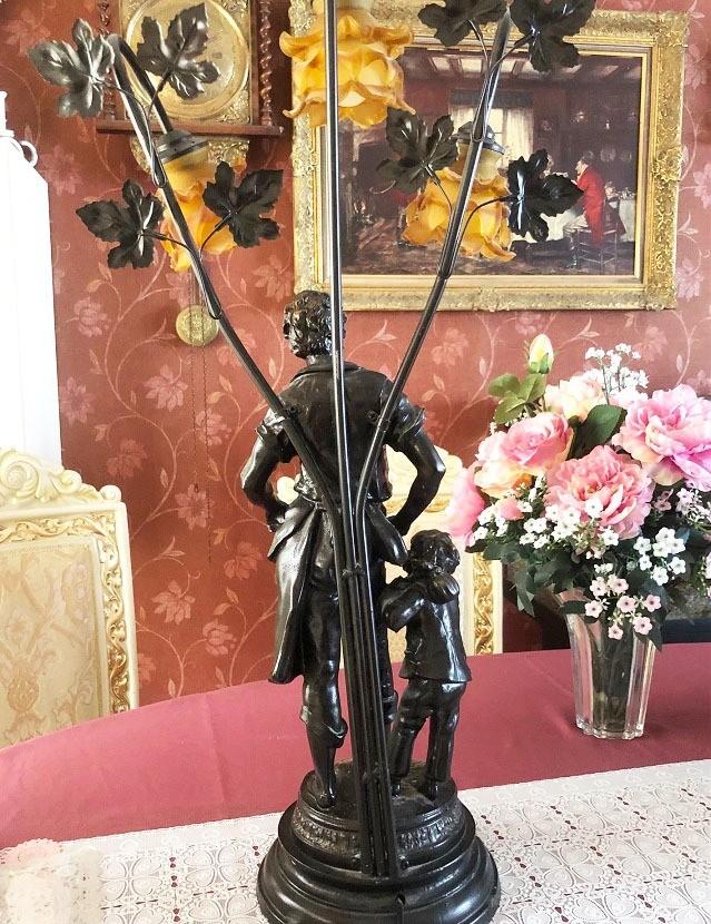 Groot Franse tafellamp / staande lamp moreau beelden man, Ophalen