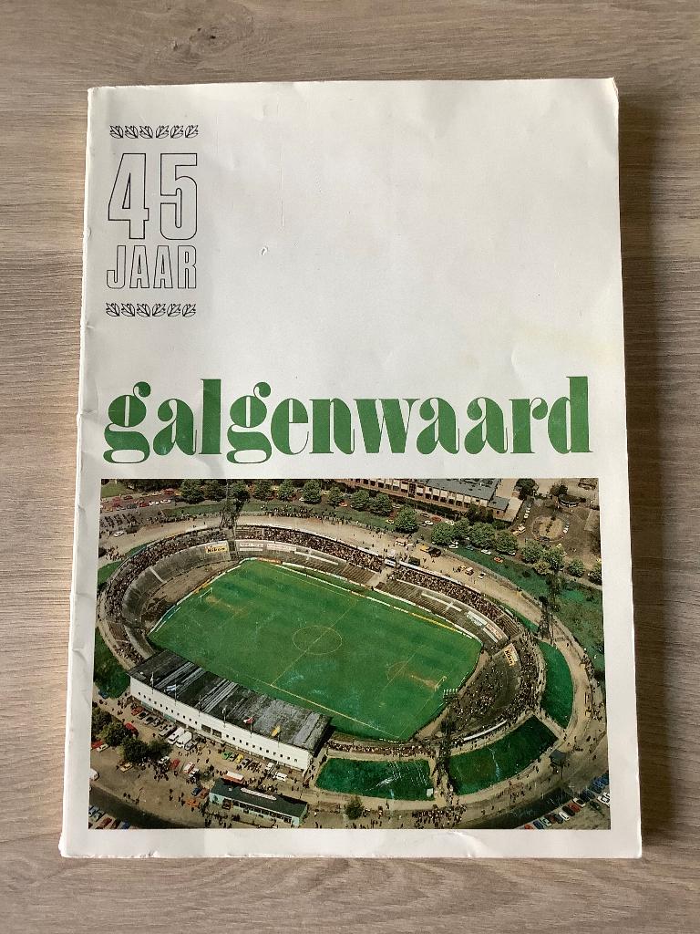 45 jaar Galgenwaard FC Utrecht, FC Utrecht, Ophalen of Verzenden, Zo goed als nieuw, Balsport