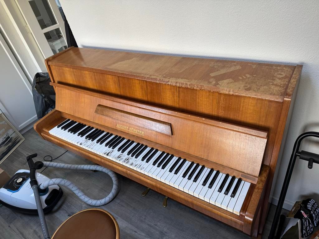 August Förster piano - Opknapper, Muziek en Instrumenten, Piano's, Ophalen, Gebruikt, Bruin, Piano