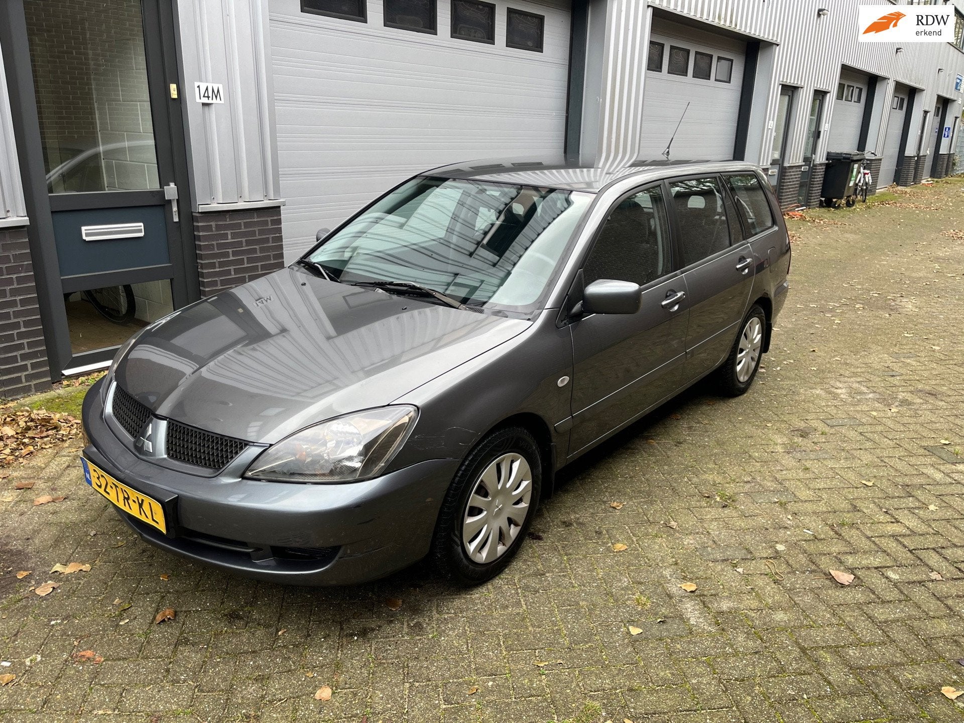 Mitsubishi Lancer Station Wagon 1.6 Inform! Airco! Boekjes!, Voorwielaandrijving, Stof, Gebruikt, 4 cilinders