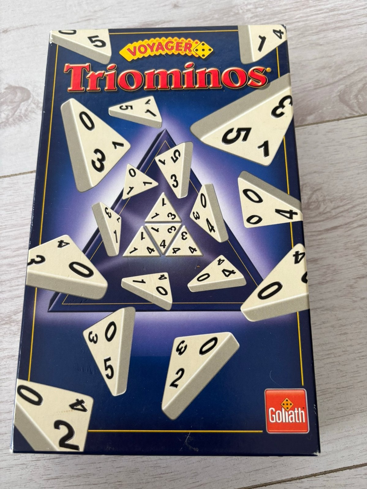 Triominos reiseditie, Hobby en Vrije tijd, Gezelschapsspellen | Overige, Ophalen of Verzenden, Zo goed als nieuw