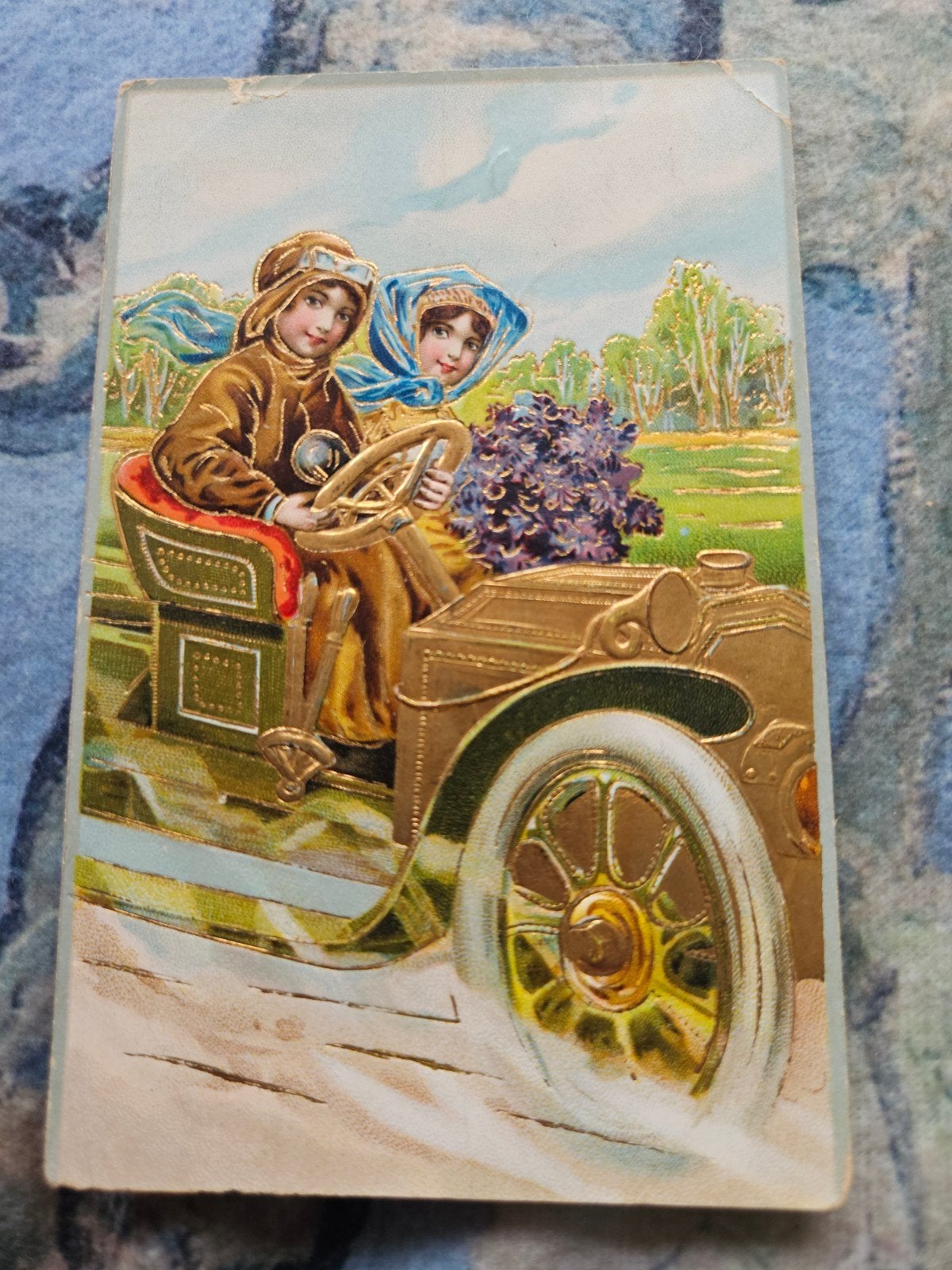 Goud bedrukte oldtimer  Kinderen in Auto, Voor 1920, Verzamelen, Ansichtkaarten | Themakaarten, Ophalen of Verzenden