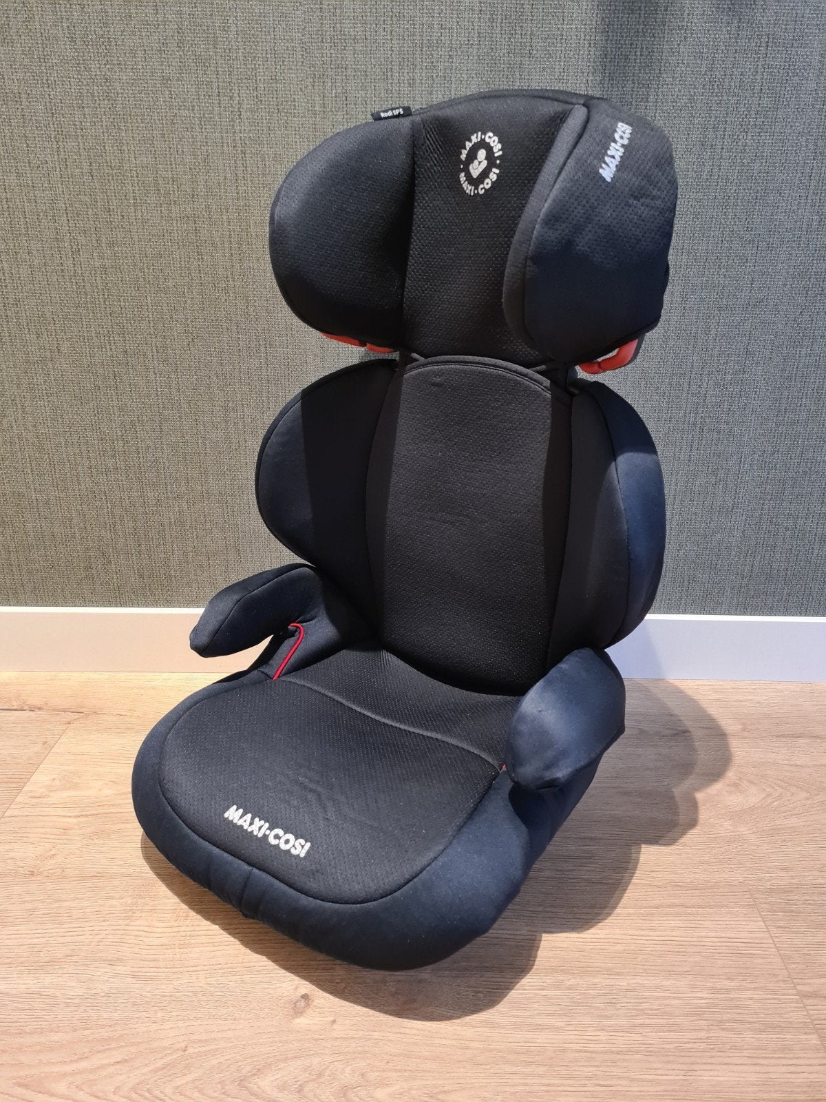 Maxi-Cosi Rodi SPS Autostoeltje, Zwart, nette staat!, Ophalen, 15 t/m 36 kg, Verstelbare rugleuning, Maxi-Cosi