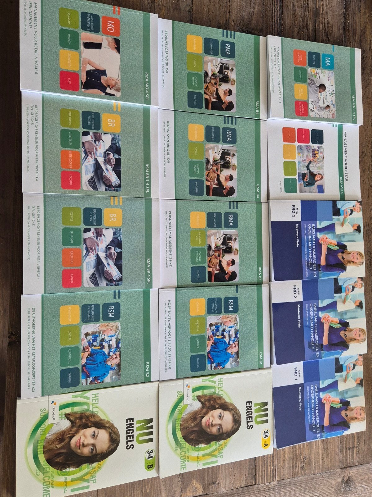 Lesboeken voor retailmanagement zonder licentie., Ophalen of Verzenden, Zo goed als nieuw, MBO, Noordhoff, Uitgeversgroep