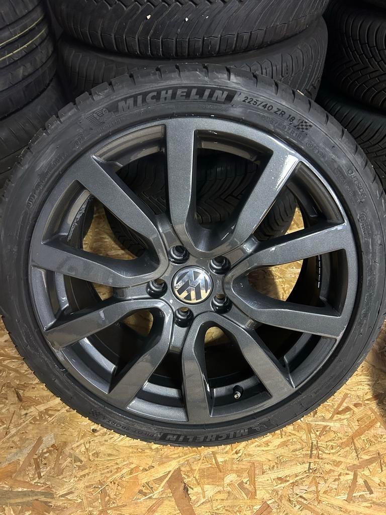 Te koop 18 inch vw golf 6/7 sportvelgen met Michelin banden, Ophalen, 18 inch, Gebruikt, Banden en Velgen