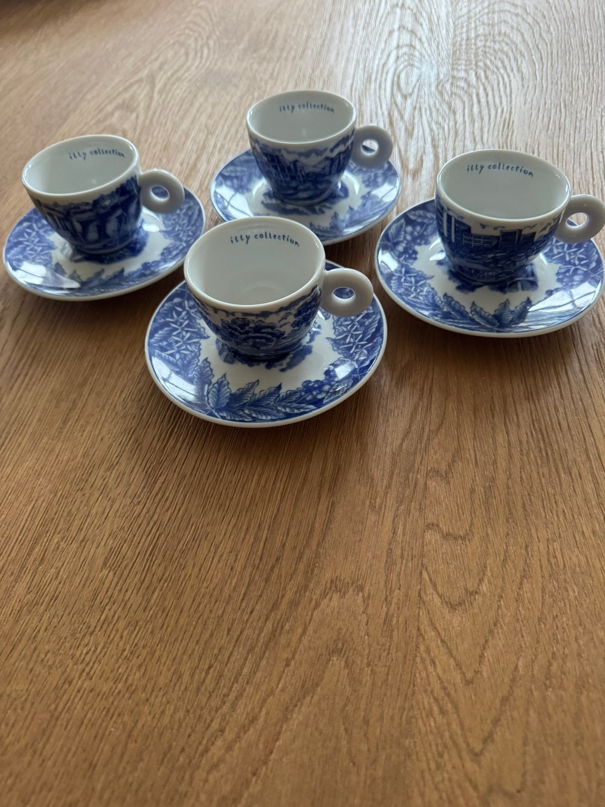 Illy collection Rufus Willis 2005, Verzamelen, Ophalen of Verzenden, Nieuw, Porselein, Kop en/of schotel