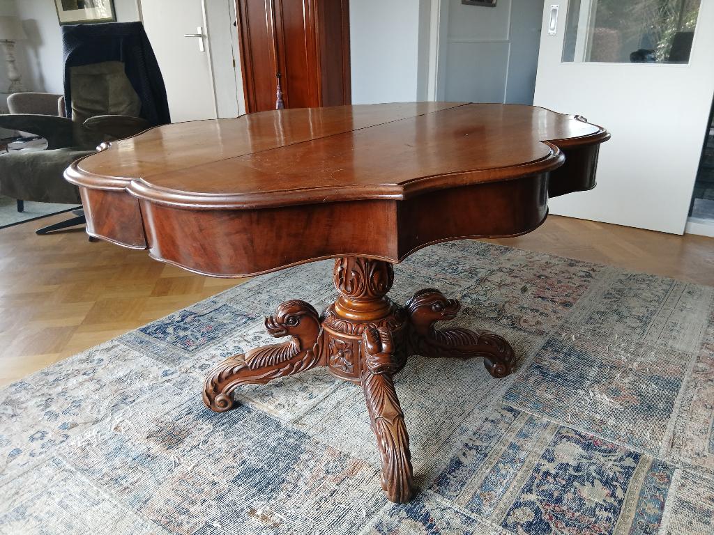 Biedermeier tafel, Ophalen