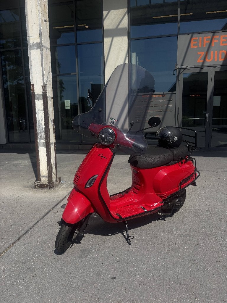 Capri V2s LED 4T EURO 4 Dragon Rosso 50km/u te koop, Fietsen en Brommers, Snorfietsen en Snorscooters, Zo goed als nieuw, Benzine