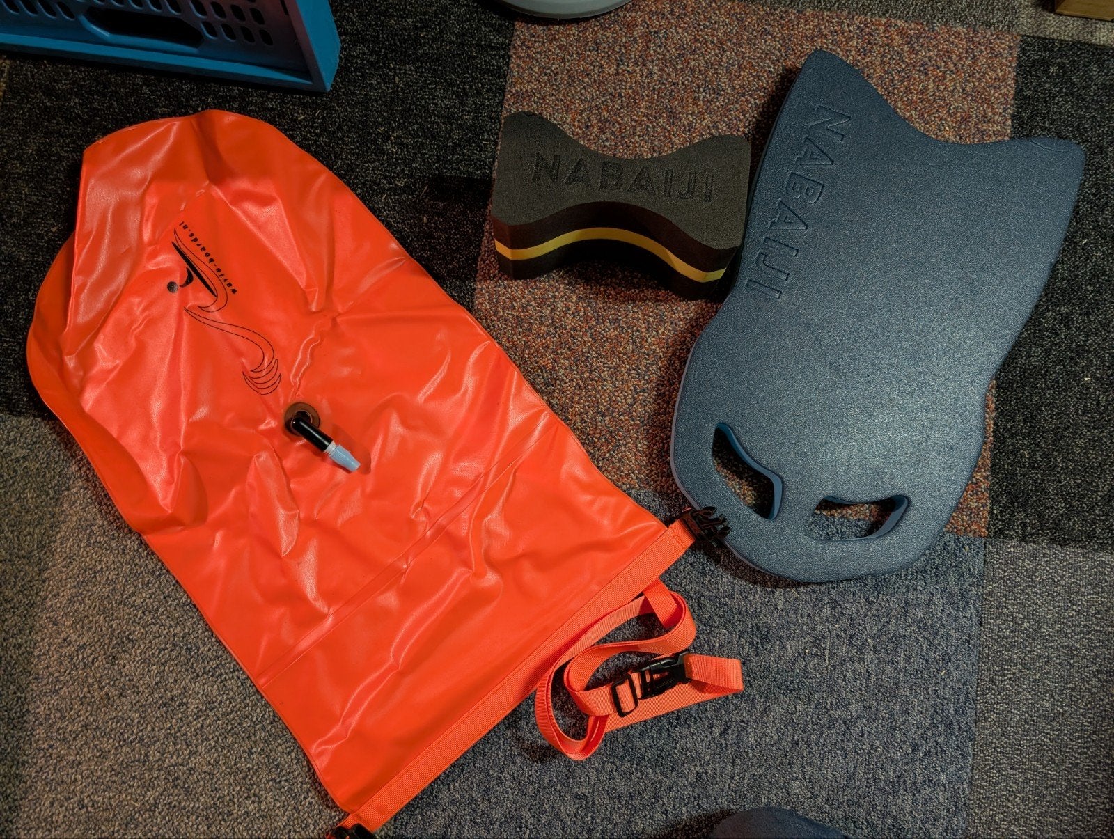 NABAJI Zwemhulpmiddelen: Kickboard, Pull Buoy & Dry Bag, Sport en Fitness, Ophalen of Verzenden, Zo goed als nieuw