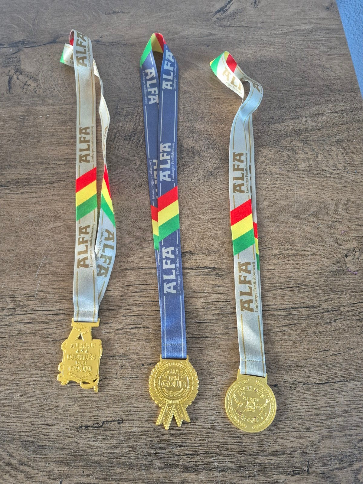 Alfa Medailles - Set van 3 Gouden Medailles, Ophalen of Verzenden, Goud, Nederland