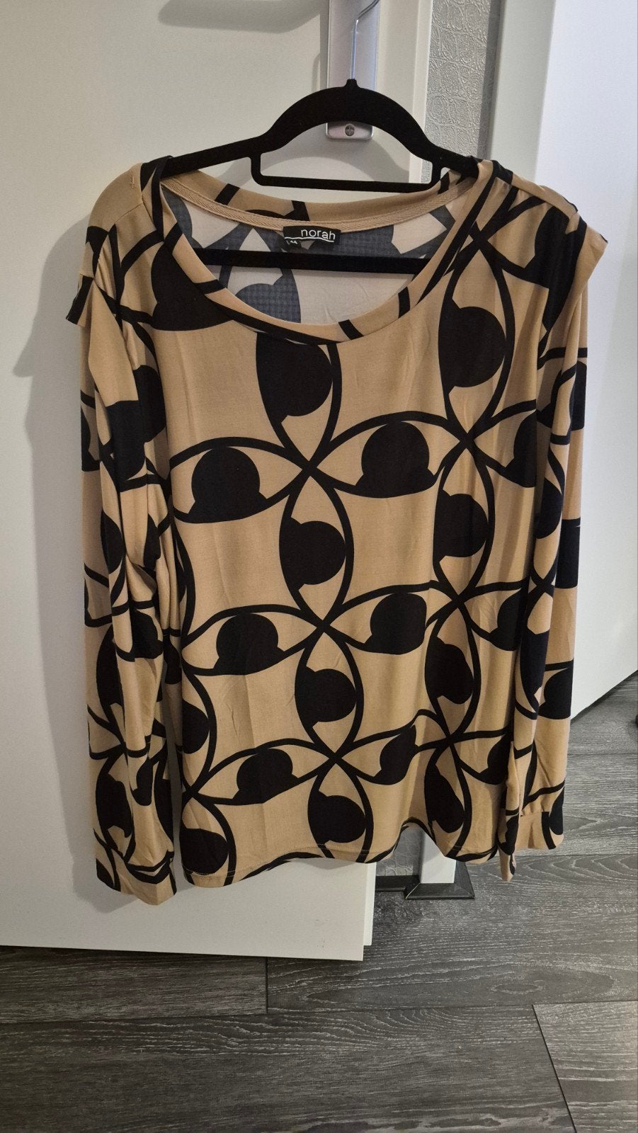 bruine dames shirt/trui, Kleding | Dames, Truien en Vesten, Ophalen of Verzenden, Zo goed als nieuw, Maat 46/48 (XL) of groter