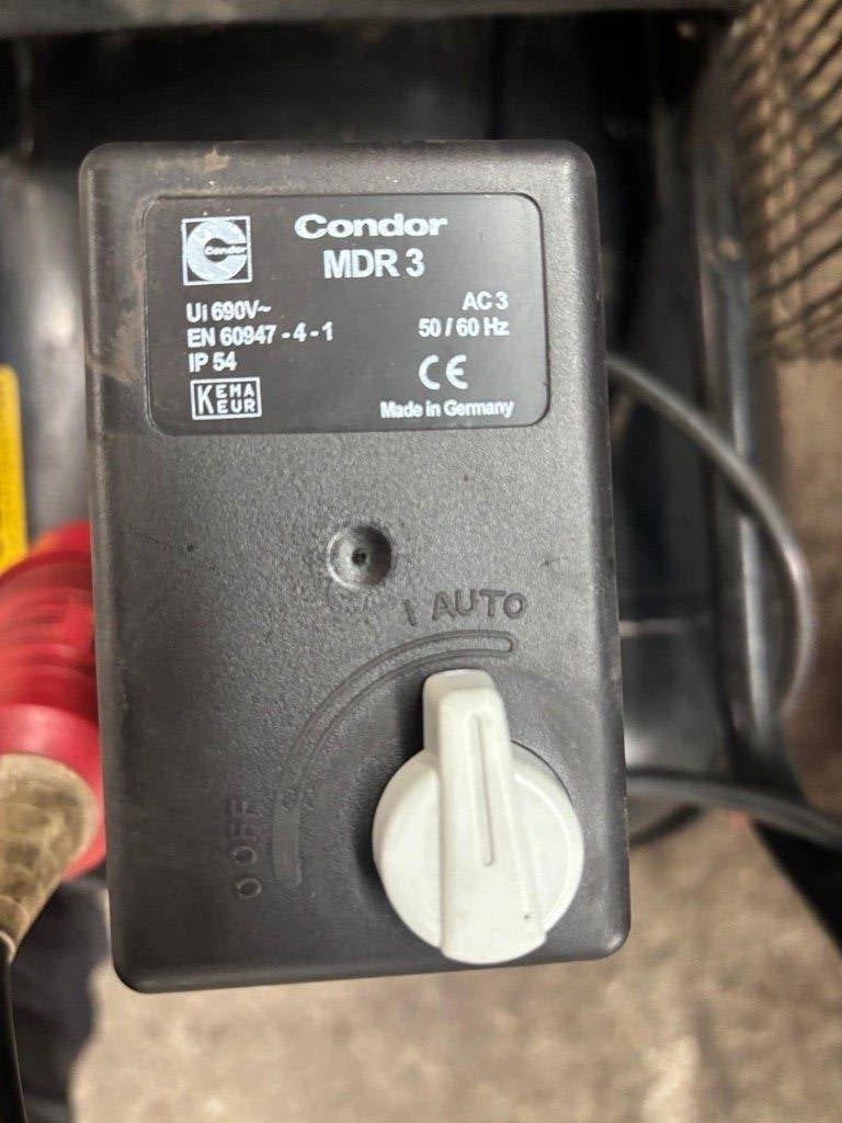 Balma 270 Liter Compressor 5,5 PK 400V Krachtstroom 11 Bar, Doe-het-zelf en Verbouw, Compressors, Ophalen, Gebruikt, 400 tot 800 liter/min